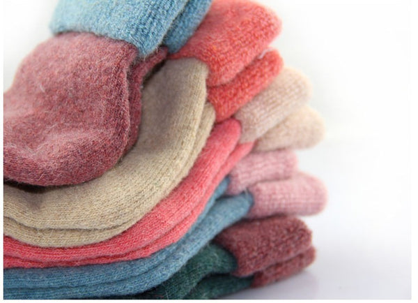 Winter Cashmere Towel-hemmed Socks
